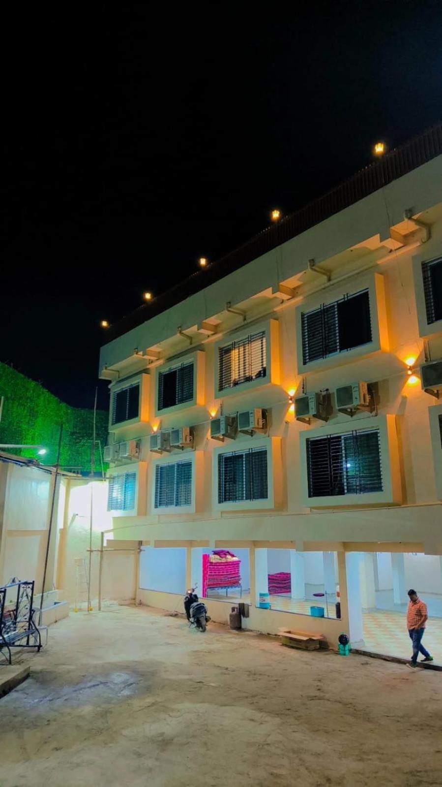 Hotel Mayur Residency Ellora エクステリア 写真